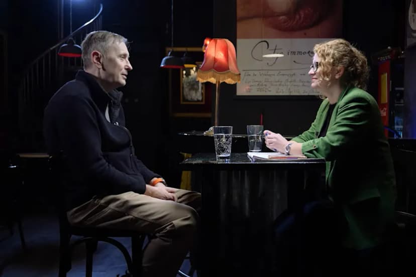 Hungarian director László Bagossy considers returning from Stuttgart based on election results