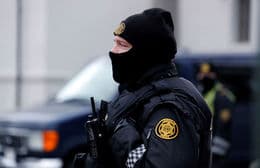 Man Throws Objects and Sprays Police with Fire Extinguisher from Balcony in Reykjavik