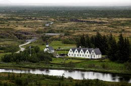 Chinese Tourists Rated Most Difficult in Iceland