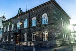 New Poll Shows Dissatisfaction with Icelandic Government
