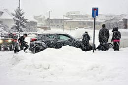 Snow and Unsettled Weather Forecast for Iceland