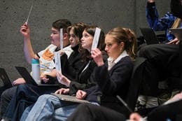 Vantrauststillagan krafs í bakkann