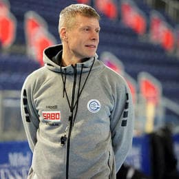 Says the Icelander is the best coach in the world