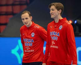 Dissatisfied with the Norwegians' empty promises