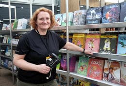 Skemmtileg nánd við blómin