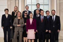 Polish Foreign Ministers Discuss Issues in Warsaw