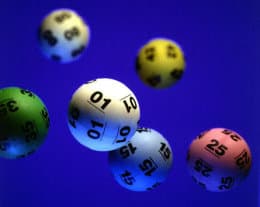 Icelander wins almost two million