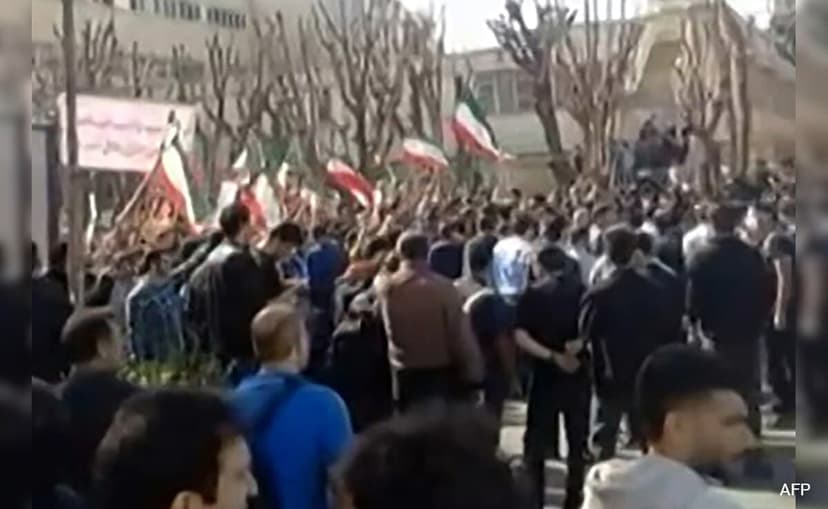 Iran's Gen-Z Rallies For Second Day As Fears Of War With US Mount