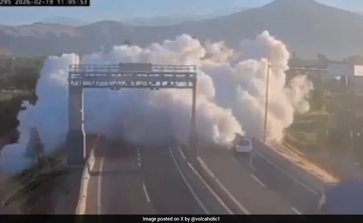 Chile Gas Tanker Erupts in Fireball, Killing 4