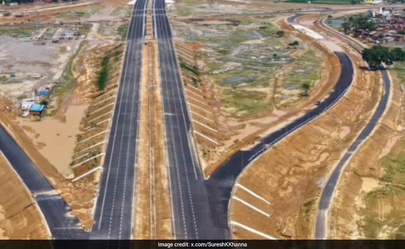 Ganga Expressway Nears Completion, Expected to Open by April 1