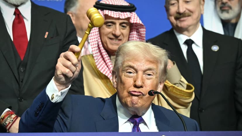 Trump Touts Pledges at First Board of Peace Meeting