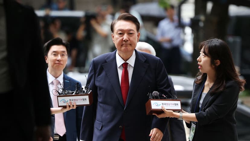 Ex-South Korean Leader Sentenced to Life for Insurrection