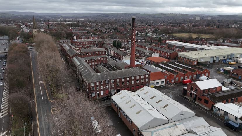 Voters near Manchester can seal Starmer's fate