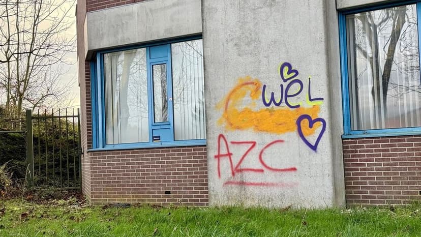 Houten Asylum Center Plans Halted After Property Sale