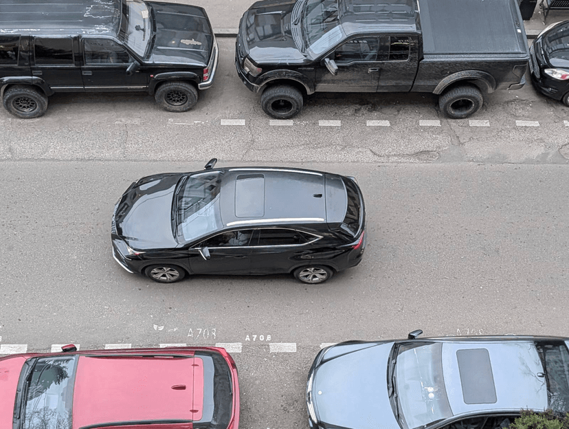 Georgia replaces car import ban with high excise tax on older vehicles