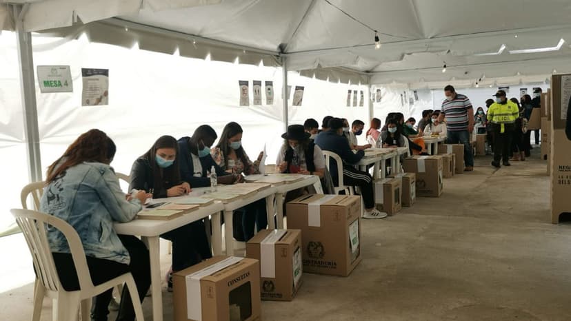 Moderates lose big in Colombia’s congressional elections