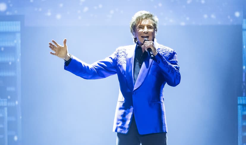 Barry Manilow Postpones Arena Shows Amid Cancer Recovery