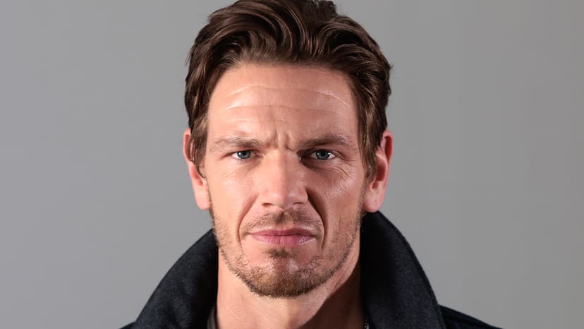 Jon Beavers To Star Opposite Emily Deschanel In NBC Crime Drama Pilot From Dean Georgaris & John Fox