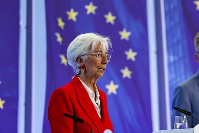 Lagarde to WSJ: My “basic scenario” is to complete my term at the ECB