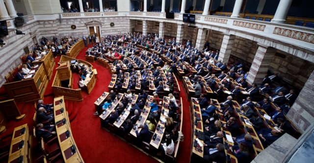 Prime Minister’s hour live in Parliament on energy