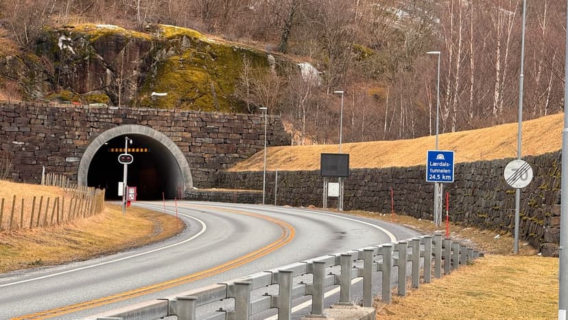 Norwegian Road Authority Deactivates Fire Alarms in Lærdalstunnelen Despite Billions Spent on Safety