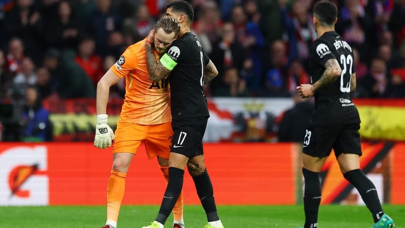 Keeper byttet ut etter 16 minutter: – Nå får jeg vondt i magen