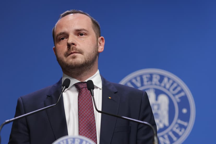 Romanian Health Minister Announces Mobilization of Hospitals for Returning Plane, Then Resigns