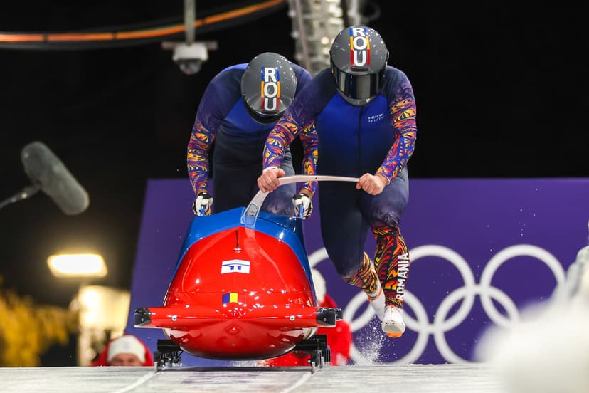 Criticism of Nicușor Dan's Gesture Towards Romanian Winter Olympians