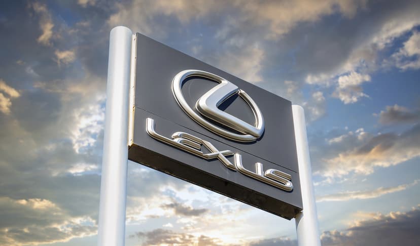 Toyota's Empire Built on Early Failure of Toyopet Crown