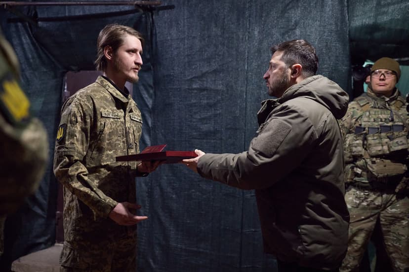 Zelensky Visits Eastern Front, Emphasizes Crucial Stakes in Donetsk