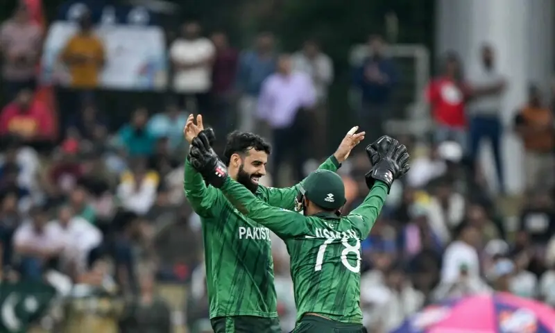 Pakistan Advances to T20 World Cup Super Eights, Aims for Title