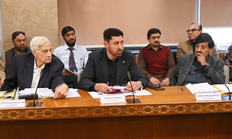 Pakistan Railways Faces Significant Sustainability Gap