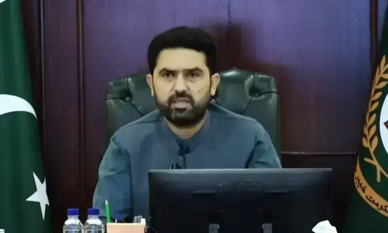 KP CM Calls Denial of Personal Doctors to Imran Khan 'Unconstitutional'