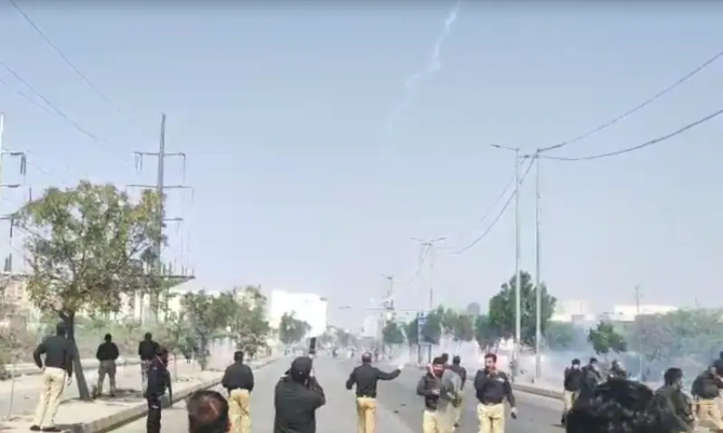 Protests erupt near US Consulate in Karachi; protesters clash with law enforcement