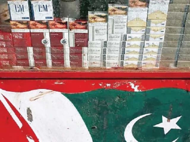 Pakistan Senate panel reviews theft of cigarette cartons