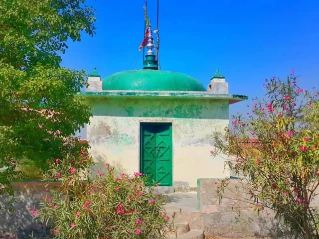 Fresh Inquiry Ordered in Pakistan Shrine Dispute