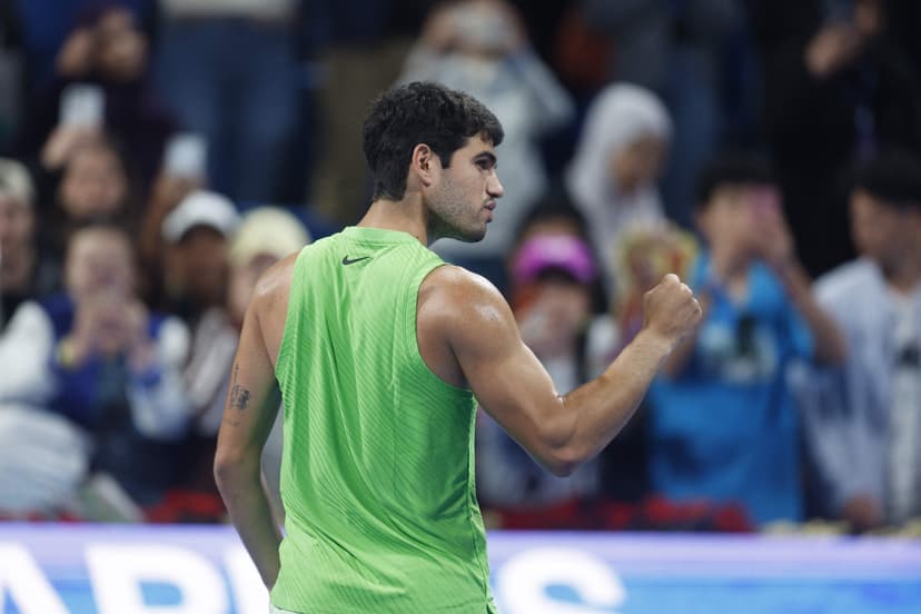 Carlos Alcaraz Wins Doha Opener, Sinner Advances
