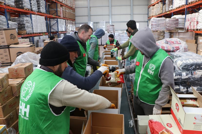 Türkiye’s charities prepare to deliver Ramadan aid worldwide