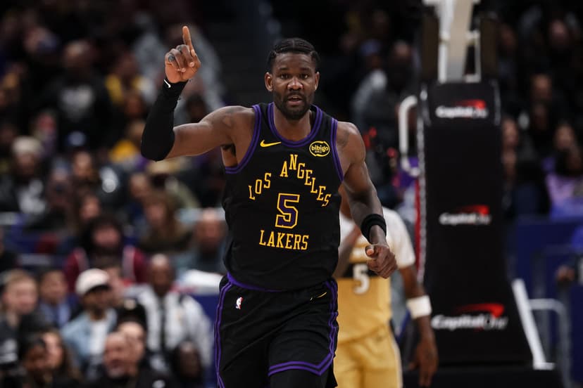 Lakers' DeAndre Ayton Briefly Detained in Bahamas Over Marijuana Suspicion