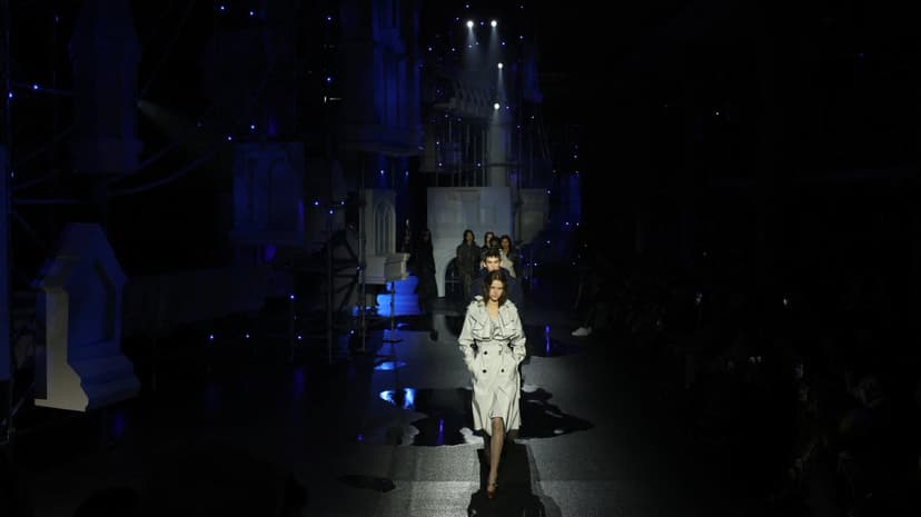 New York and London Fashion Weeks Set Tone for Post-Noise Era