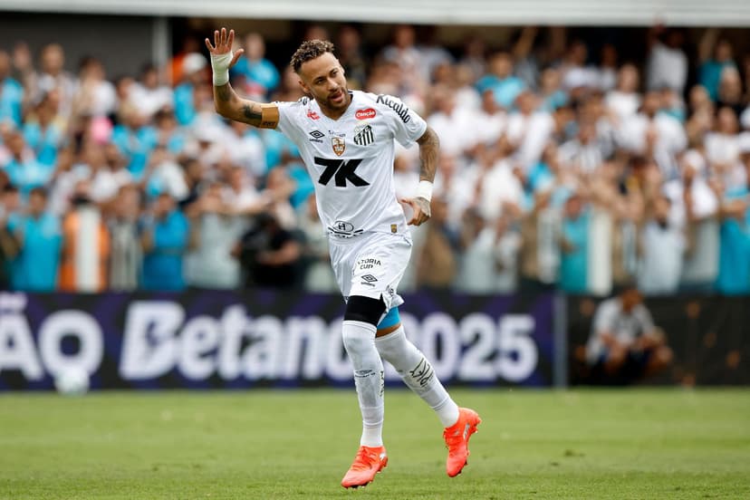 Neymar ends drought with brace to ignite Santos, World Cup hopes
