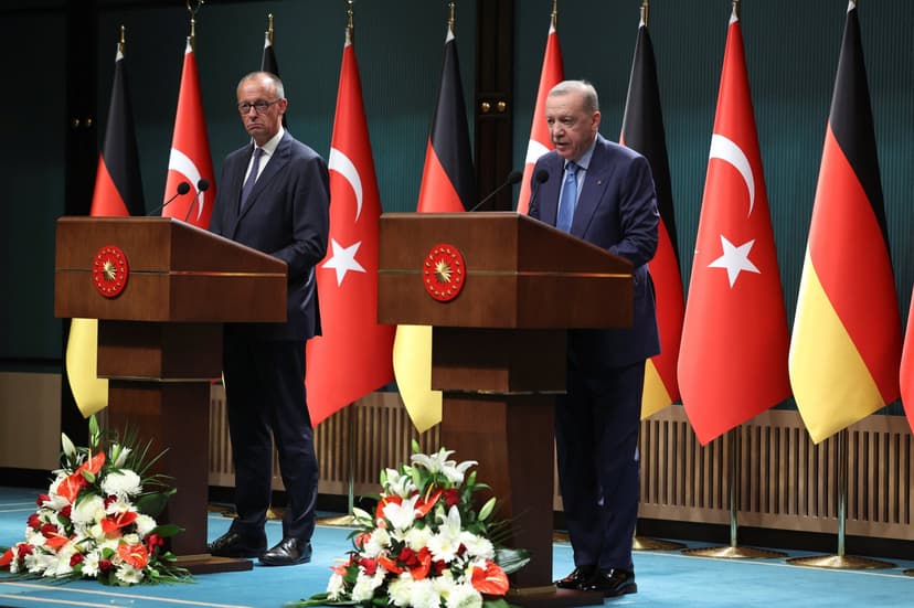 Erdoğan warns Merz that US-led attacks on Iran threaten global security