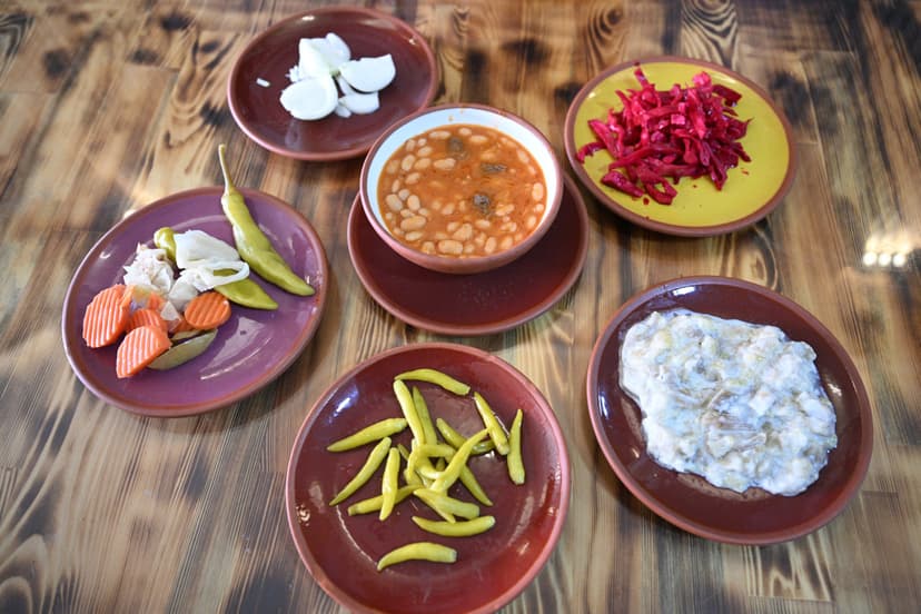 Ancient clay pots make beans a must-try in Türkiye’s Nevşehir