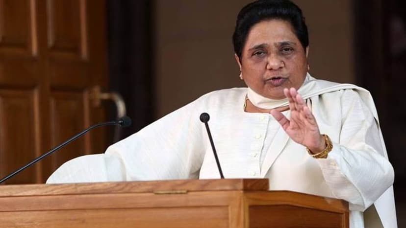 Mayawati Slams Akhilesh's 'PDA Diwas' Celebration of Kanshi Ram's Birth Anniversary