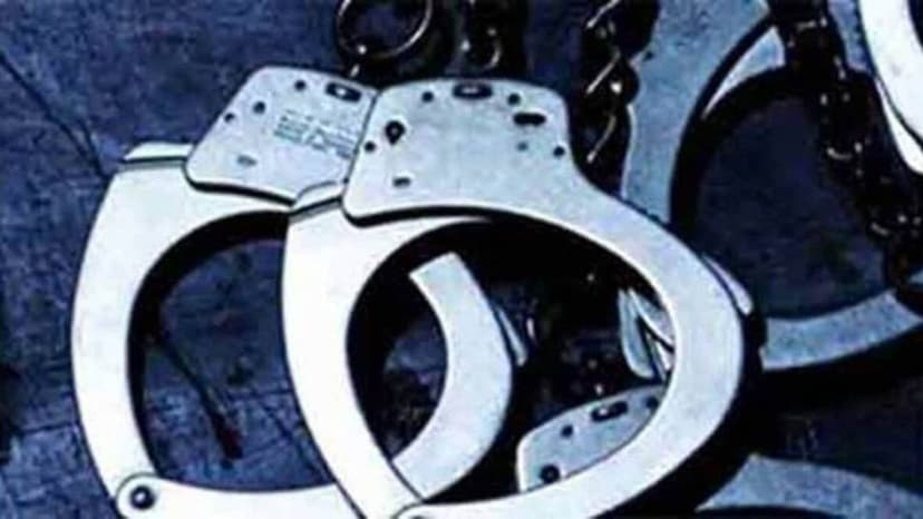 Man booked for posing as railway officer in Pune to cheat job aspirants