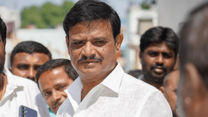 Bengaluru Court Orders Fresh Probe in BJP MLA Munirathna Naidu Honey-Trap Case