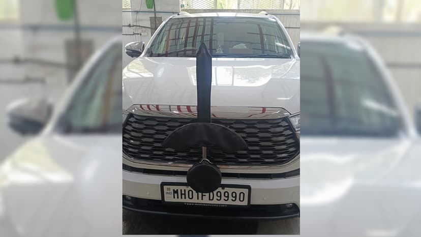 BMC removes flasher lights from Mayor Ritu Tawde's official vehicles