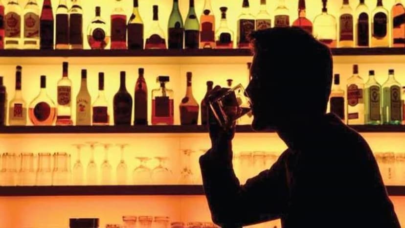 Holi 2026: Liquor shops to remain shut in Noida on March 4