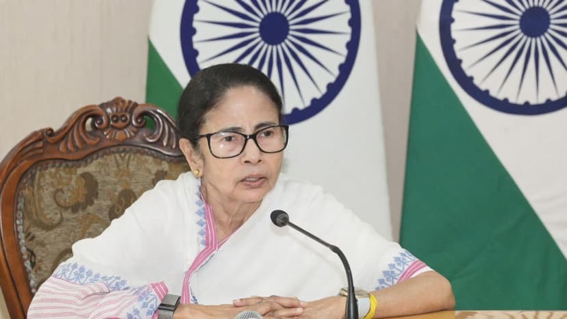 West Bengal launches emergency helpdesk for ₹1,500 monthly ‘Yuva Sathi’ payouts