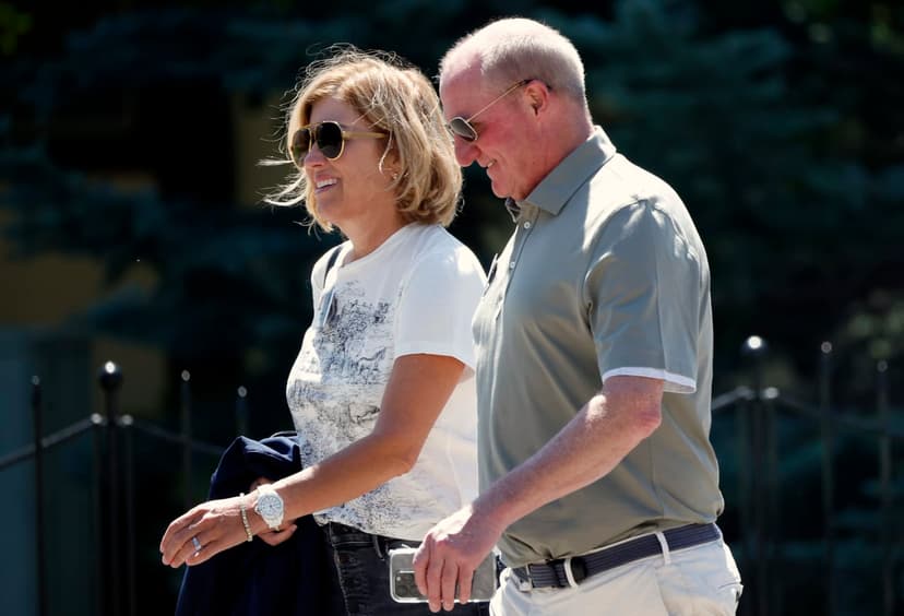 Greg Abel hails Warren Buffett as a 'very hard act to follow' in his first letter as Berkshire Hathaway CEO